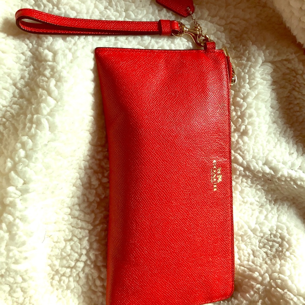Red Coach Wrislet